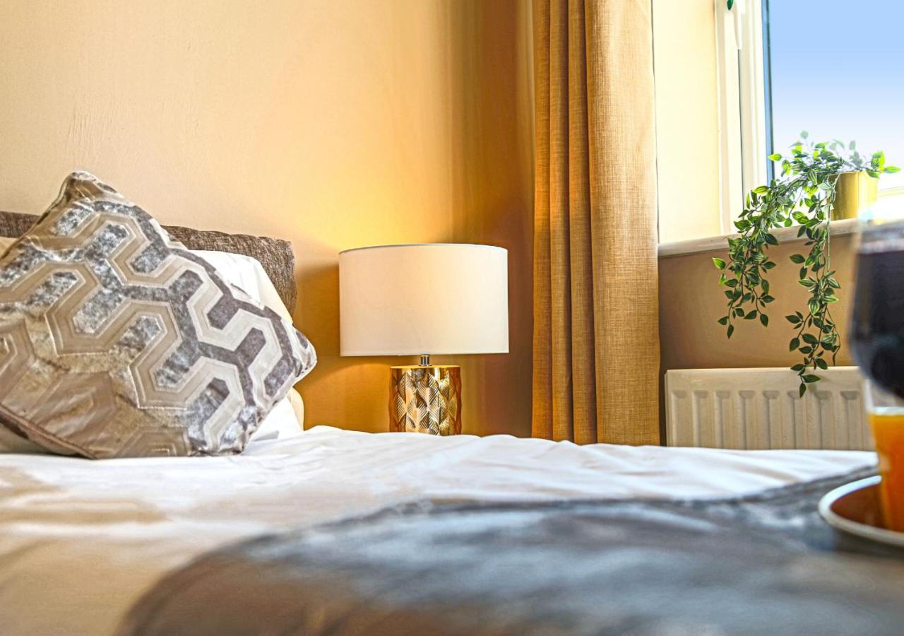 Holiday home Yoko's Centre Haven: Smart Comfort With Parking *