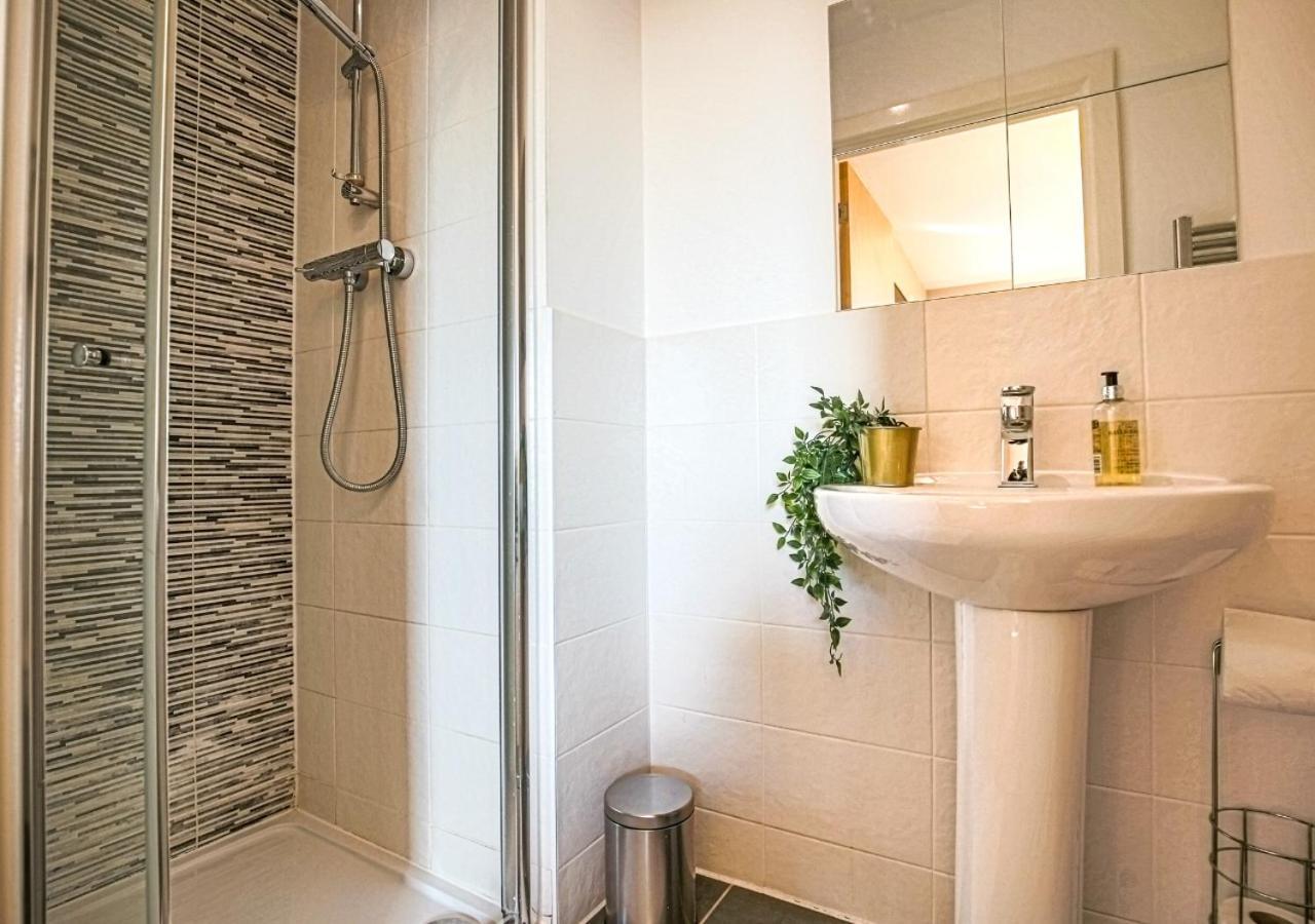 Yoko's Centre Haven: Smart Comfort With Parking Holiday home
